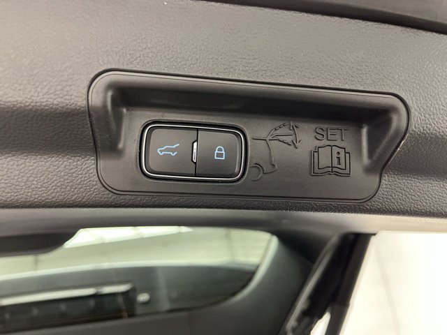 Certified 2023 Ford Explorer XLT w/ XLT Sport Appearance Package AWD/4WD image 34