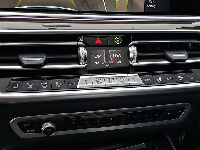 Used 2023 BMW X5 xDrive40i w/ Premium Package AWD/4WD image 16
