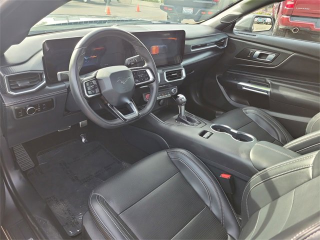 Certified 2025 Ford Mustang Premium image 6