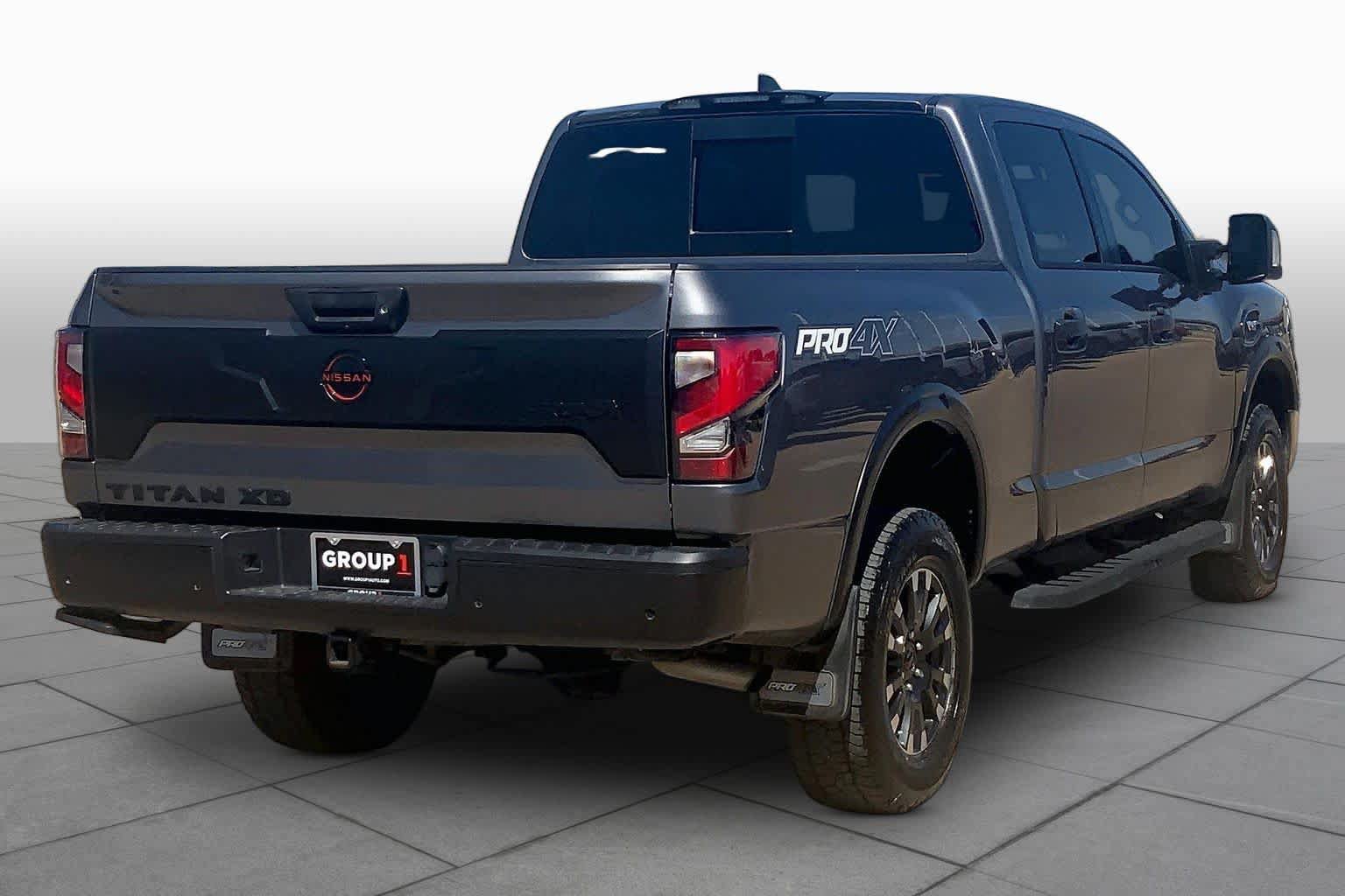 Used 2024 Nissan Titan PRO-4X w/ Pro-4x Convenience Package AWD/4WD image 13