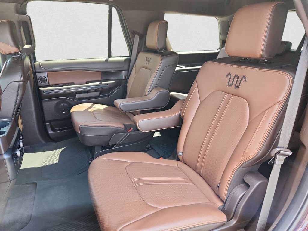 Certified 2024 Ford Expedition King Ranch AWD/4WD image 13