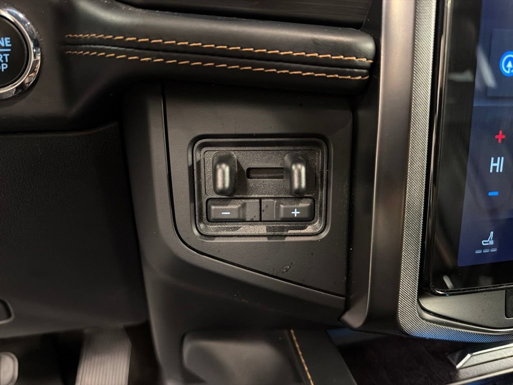 Certified 2023 Ford Expedition Platinum AWD/4WD image 16