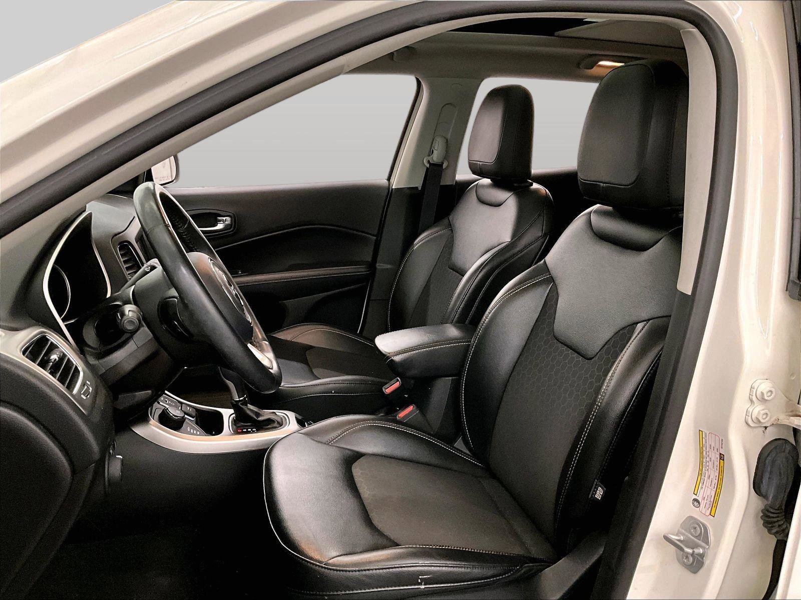 Used 2019 Jeep Compass Latitude w/ Cold Weather Group image 24