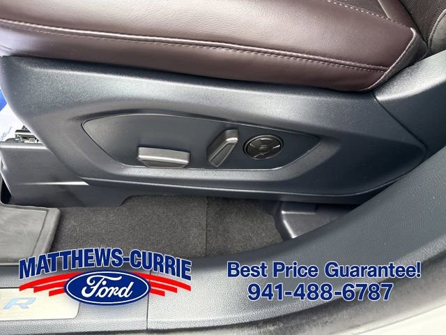 Certified 2025 Ford Explorer Platinum RWD image 10