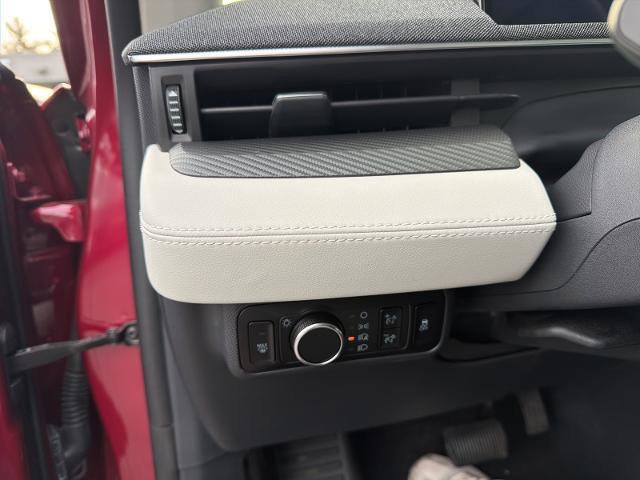 Certified 2025 Ford Mustang Mach-E Premium image 20