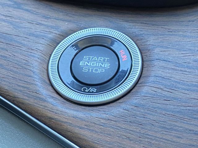 Used 2021 Jeep Grand Cherokee L Summit w/ Advanced Protech Group IV image 34