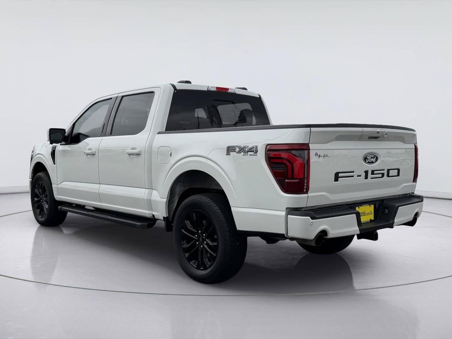 Certified 2024 Ford F150 Lariat w/ FX4 Off-Road Package AWD/4WD image 5