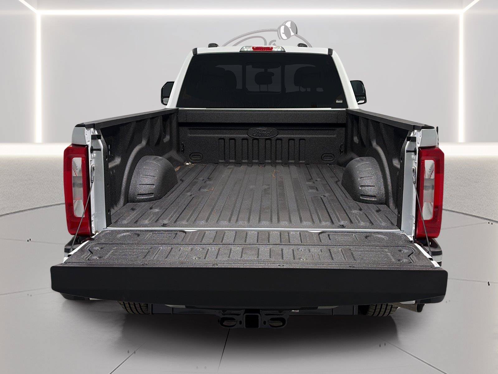 Certified 2026 Ford F250 XL w/ XL Chrome Package AWD/4WD image 9
