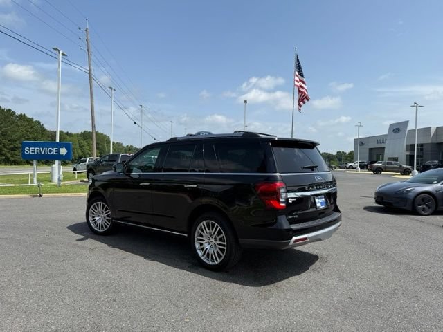 Certified 2024 Ford Expedition Limited AWD/4WD image 4
