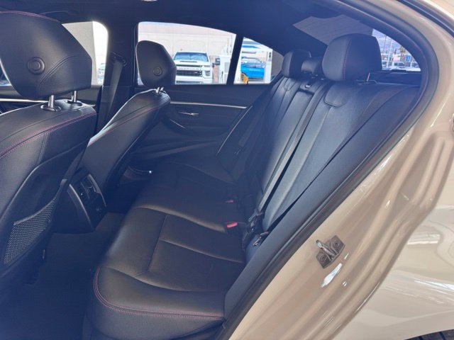 Used 2018 BMW 330i Sedan w/ Premium Package RWD image 11