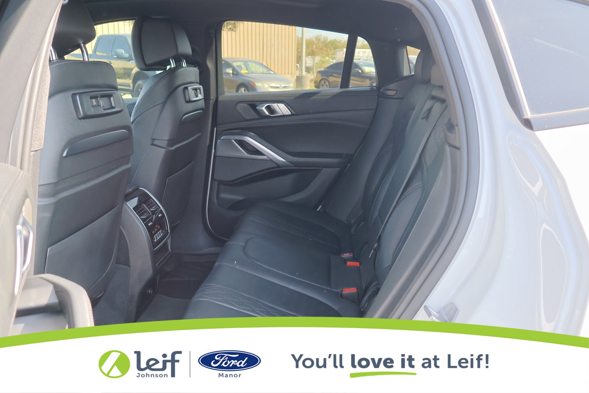 Used 2020 BMW X6 sDrive40i w/ M Sport Package image 25