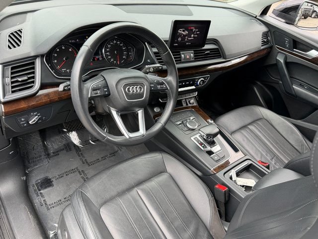Used 2019 Audi Q5 2.0T Premium AWD/4WD image 24