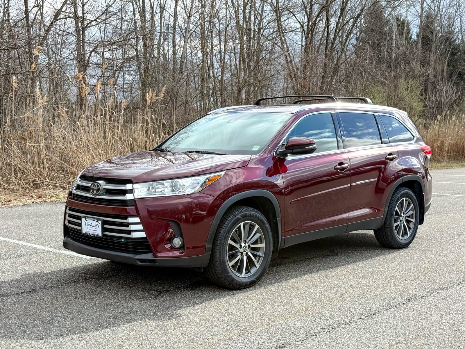 Used 2019 Toyota Highlander XLE AWD/4WD image 7