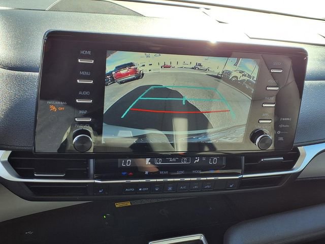 Used 2023 Toyota Sienna XLE w/ XLE Plus Package image 6