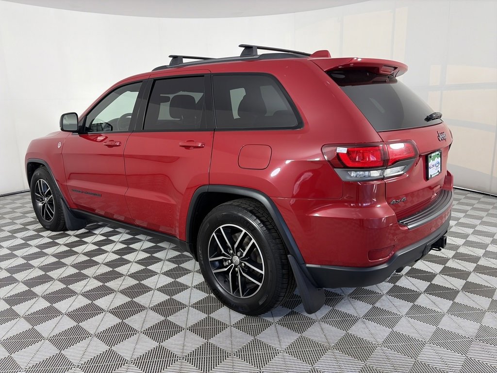 Used 2017 Jeep Grand Cherokee Trailhawk w/ Trailhawk Luxury Group image 3
