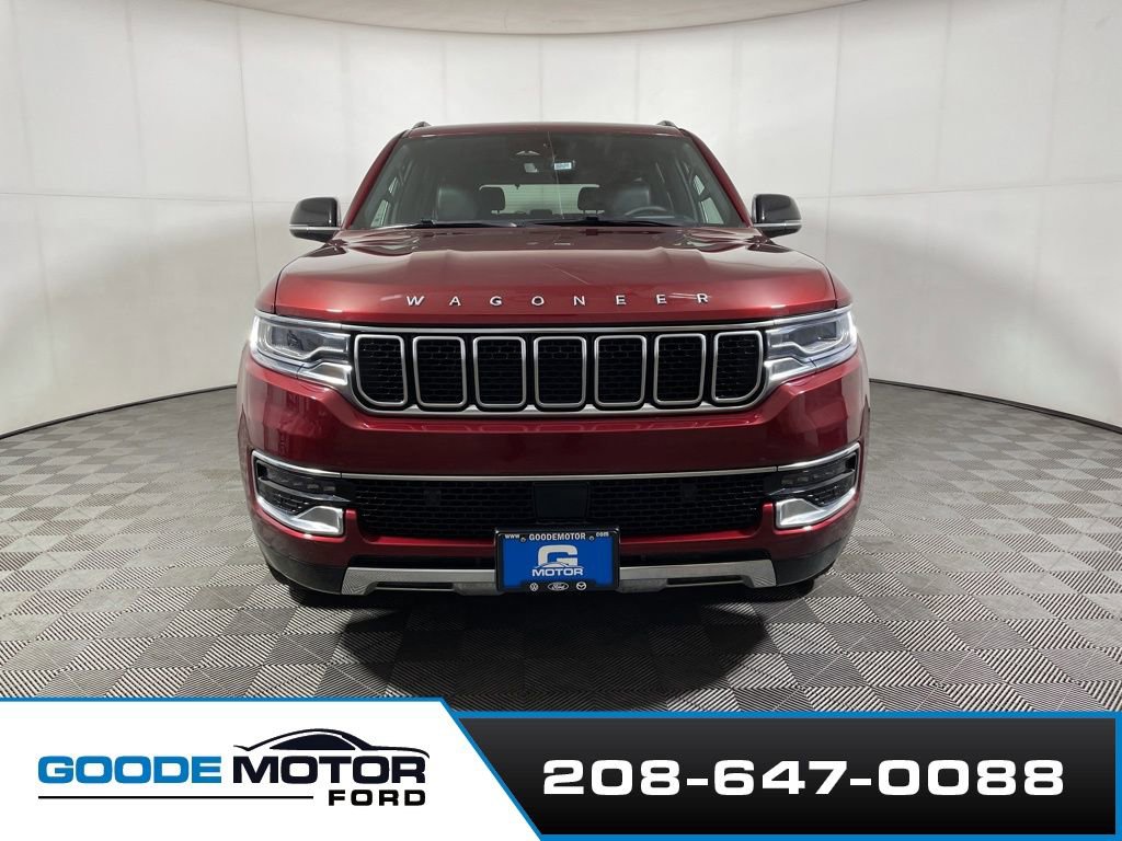 Used 2024 Jeep Wagoneer Series III AWD/4WD image 3
