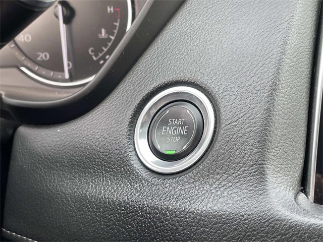 Used 2023 Cadillac XT4 Premium Luxury w/ Cold Weather Package image 17