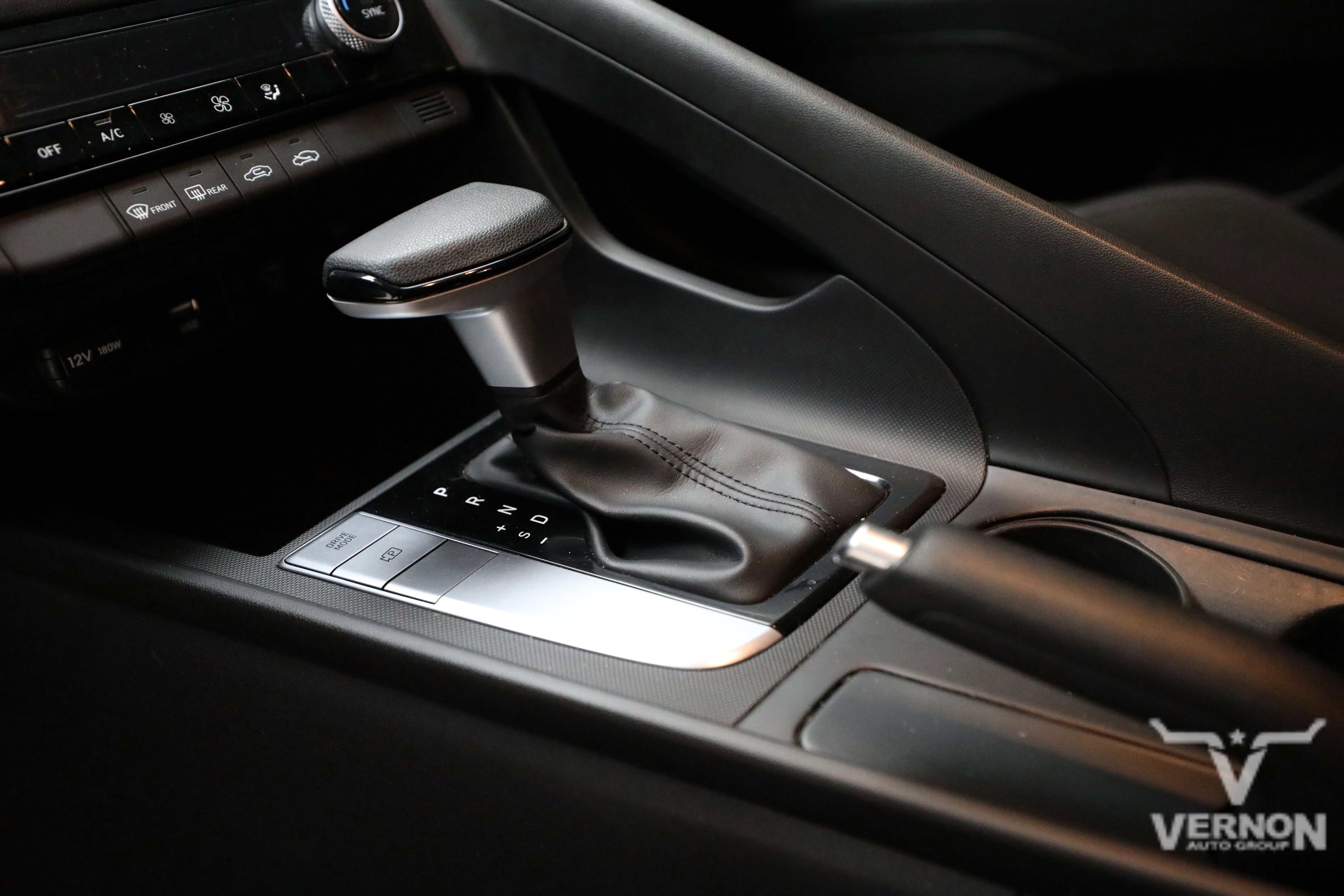 Used 2024 Hyundai Elantra SEL image 15