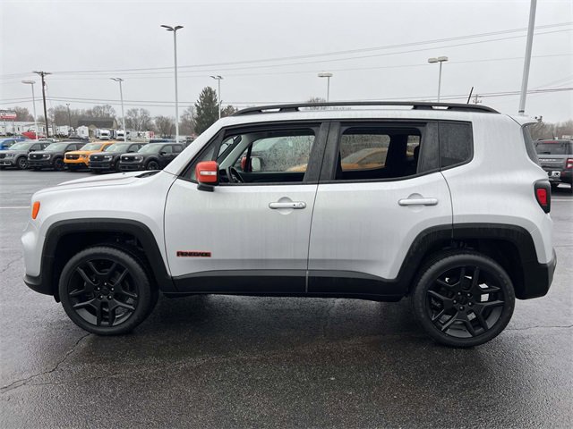 Used 2020 Jeep Renegade Latitude image 4