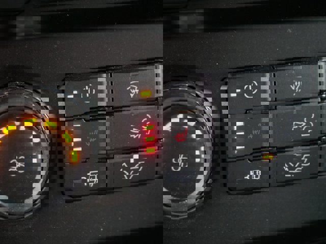 Certified 2018 Ford F150 XLT w/ Equipment Group 302A Luxury image 26