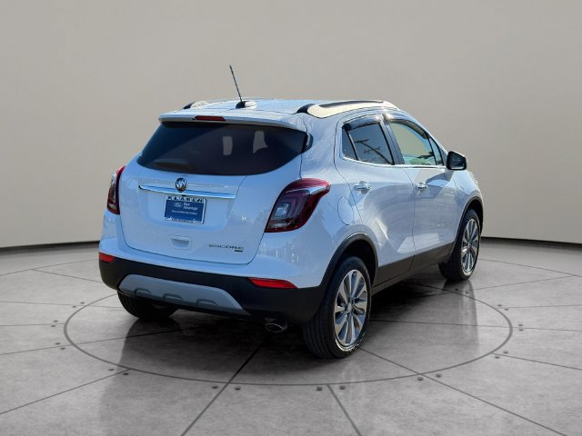 Used 2020 Buick Encore Preferred AWD/4WD image 11