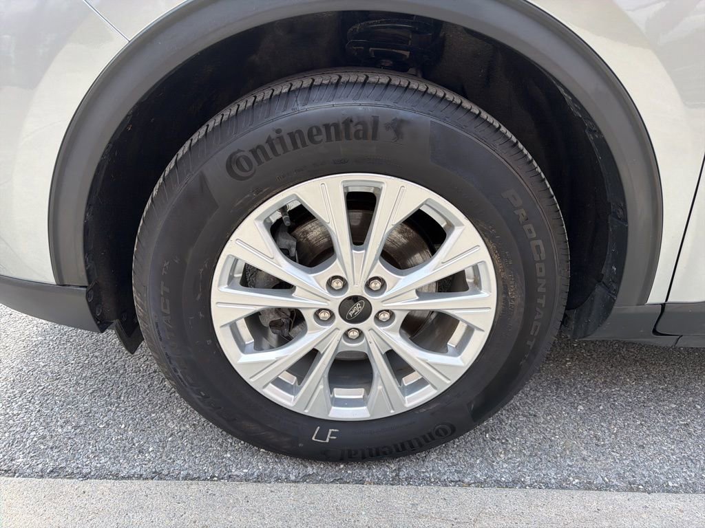 Certified 2023 Ford Escape Active AWD/4WD image 10