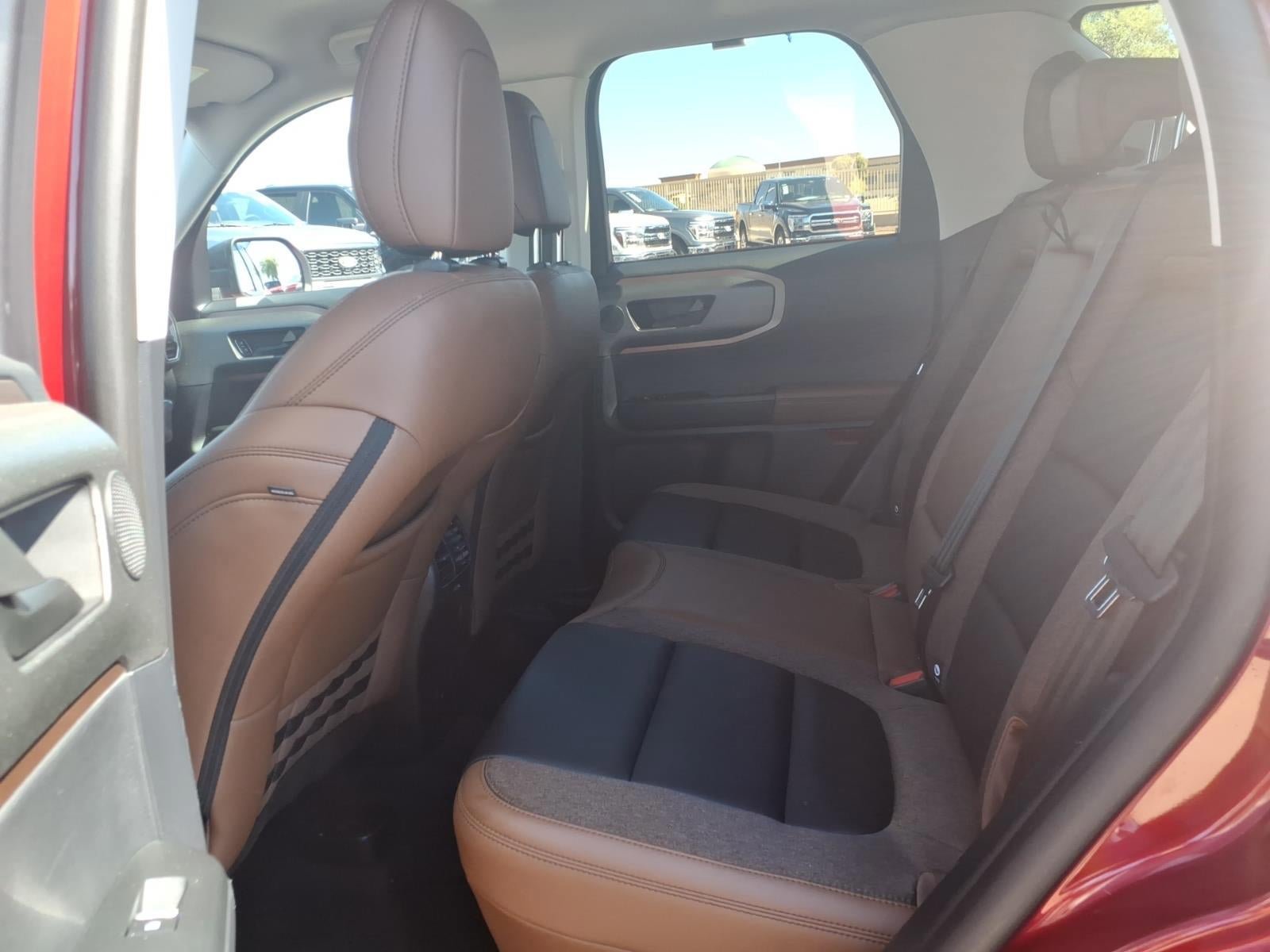 Certified 2025 Ford Bronco Sport Outer Banks w/ Outer Banks Tech Package+ AWD/4WD image 17