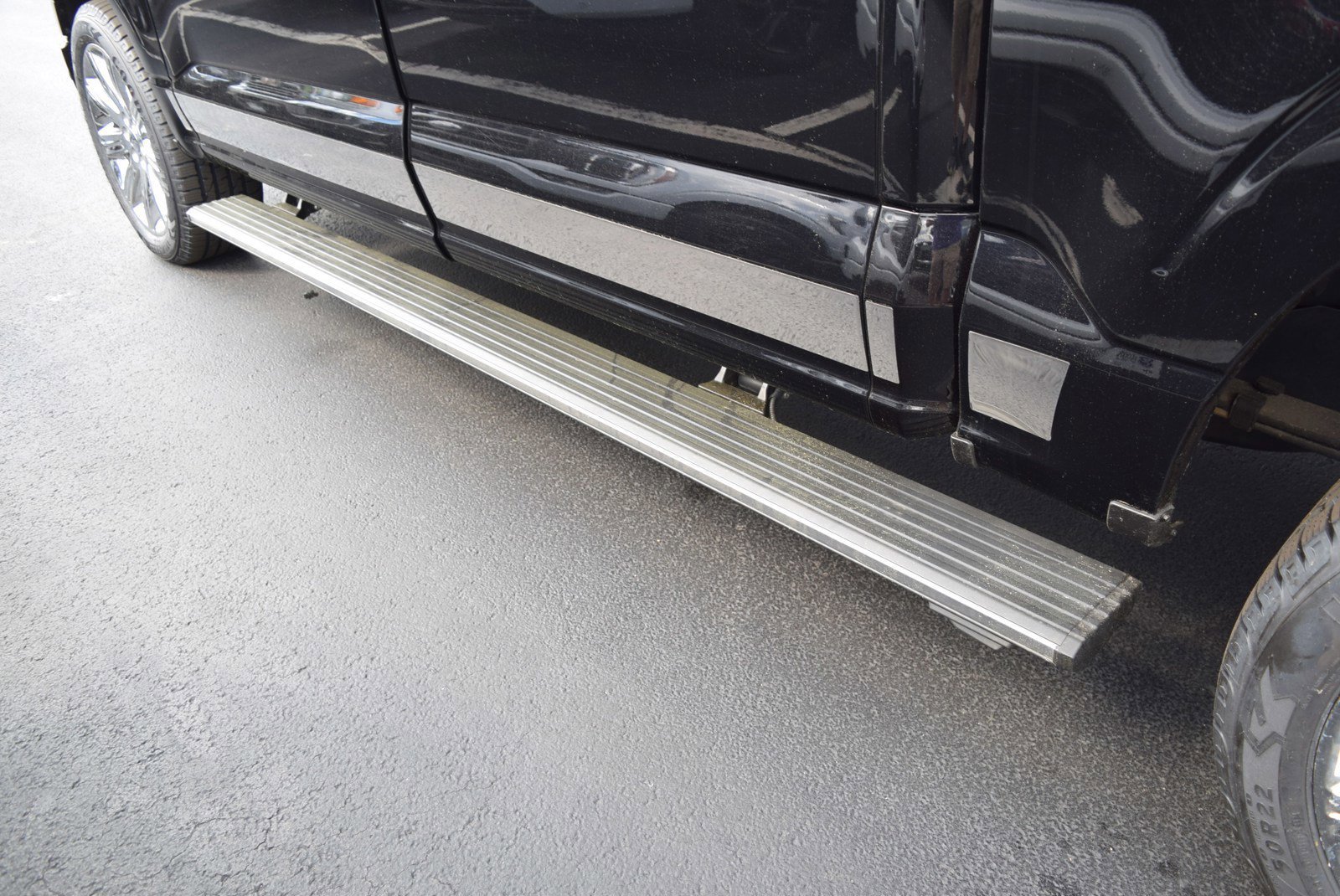 Certified 2023 Ford F150 Limited image 7