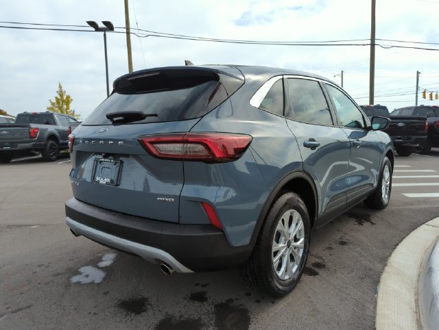 Certified 2024 Ford Escape Active AWD/4WD image 5