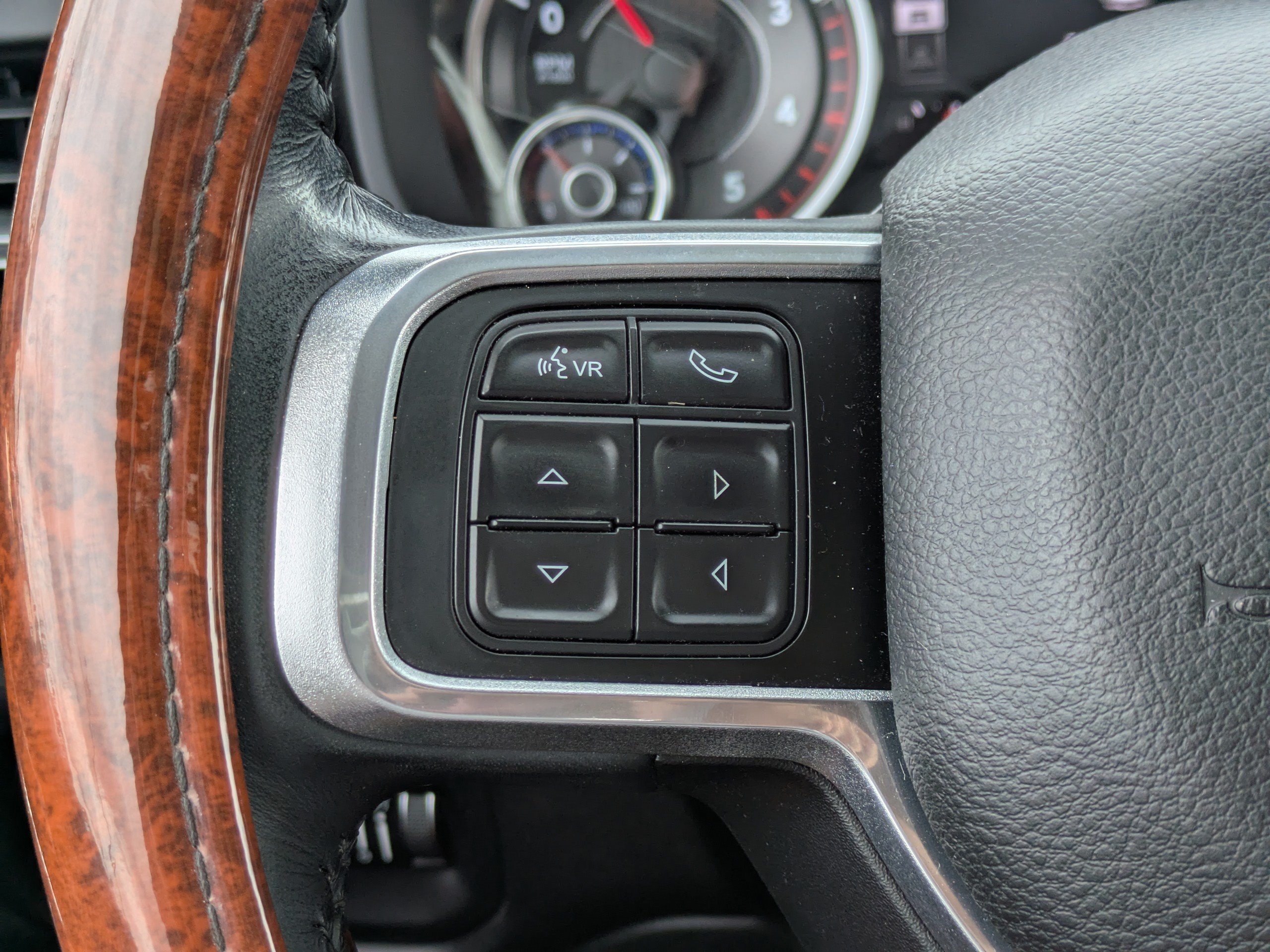 Used 2020 RAM 3500 Laramie AWD/4WD image 20