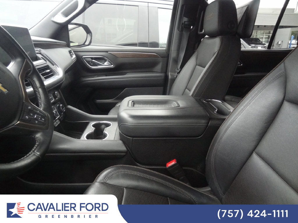 Used 2023 Chevrolet Tahoe High Country w/ Premium Package 2 AWD/4WD image 5