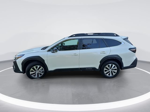 Used 2025 Subaru Outback Premium AWD/4WD image 6