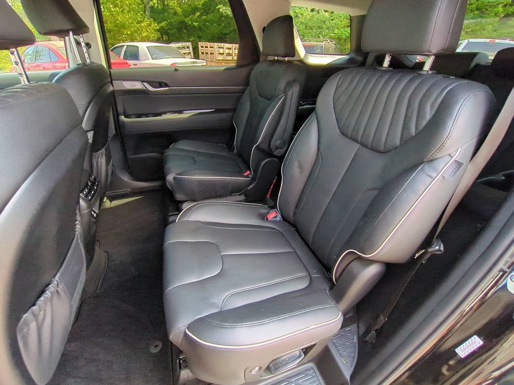 Used 2024 Hyundai Palisade Limited AWD/4WD image 15