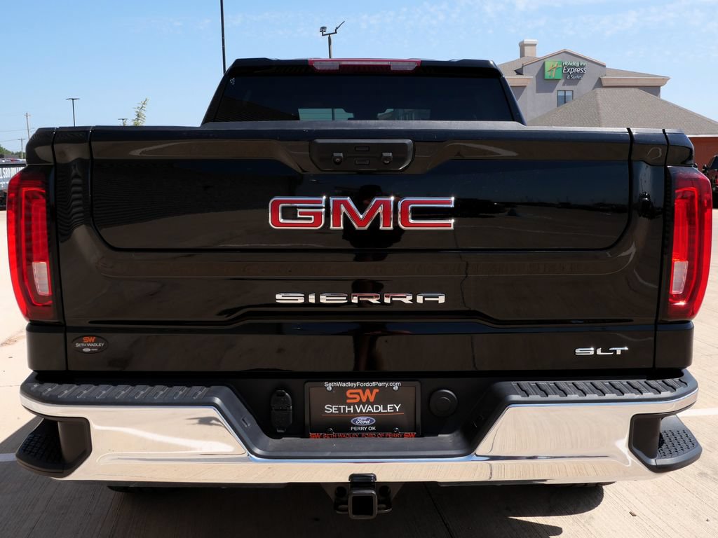Used 2025 GMC Sierra 1500 SLT AWD/4WD image 5