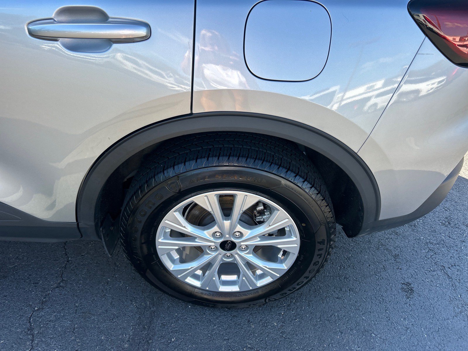 Certified 2024 Ford Escape Active AWD/4WD image 31