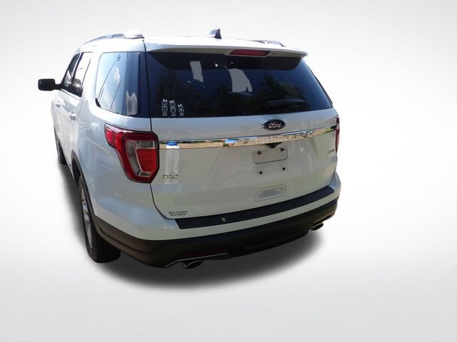 Certified 2018 Ford Explorer XLT AWD/4WD image 11