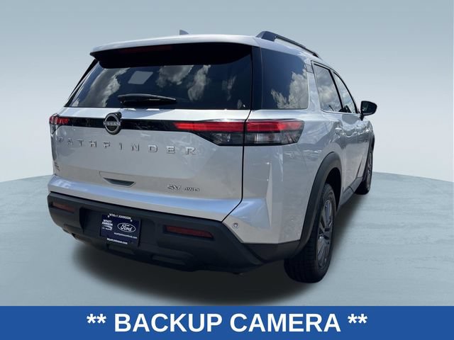 Used 2024 Nissan Pathfinder SV AWD/4WD image 3