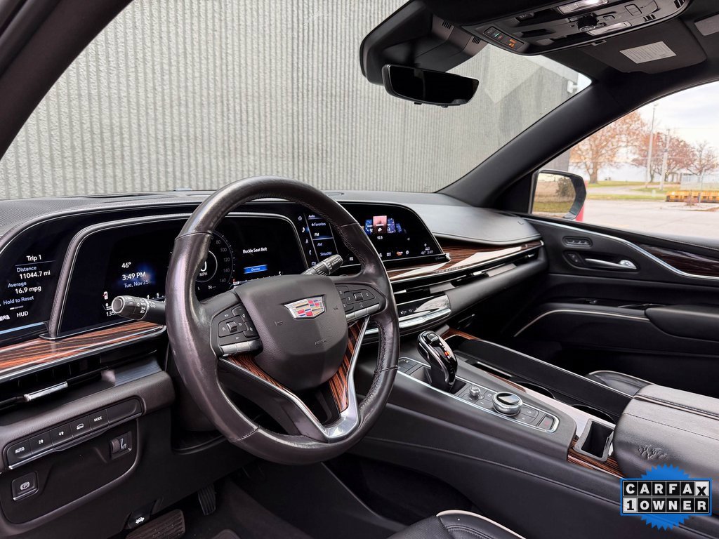 Used 2021 Cadillac Escalade Premium Luxury image 9