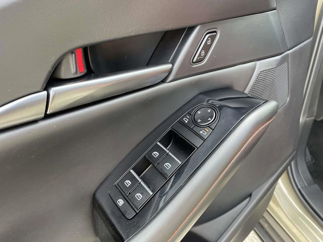 Used 2024 MAZDA CX-30 Carbon image 18