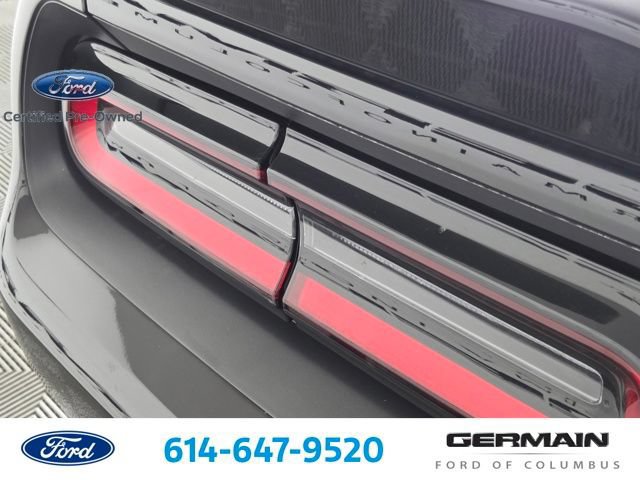 Used 2020 Dodge Challenger SXT w/ Plus Package RWD image 15