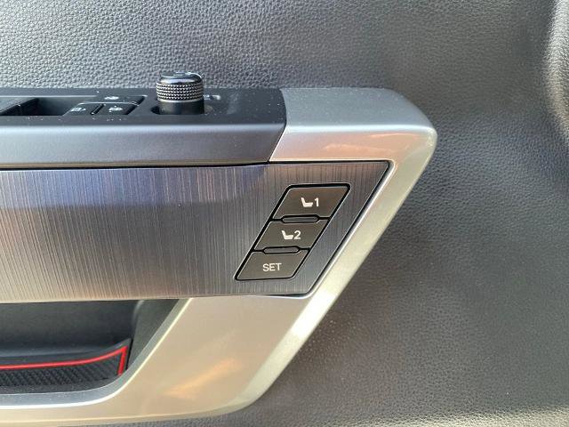 Used 2024 Toyota Tundra Platinum AWD/4WD image 14