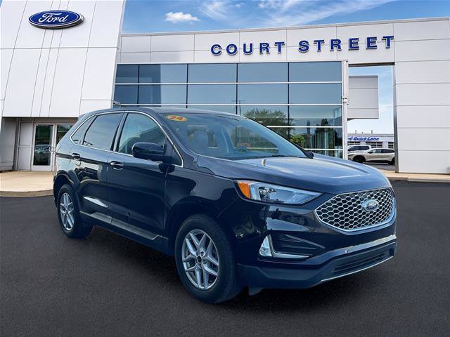 Certified 2024 Ford Edge SEL w/ Convenience Package AWD/4WD image 3