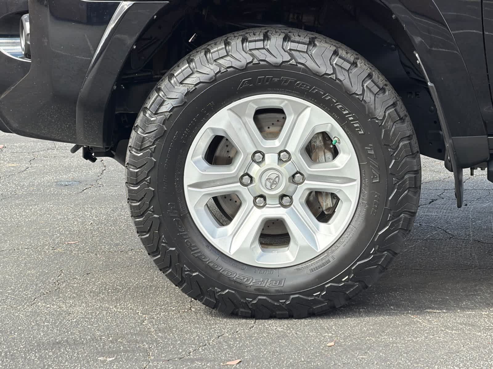 Used 2017 Toyota 4Runner SR5 RWD image 26