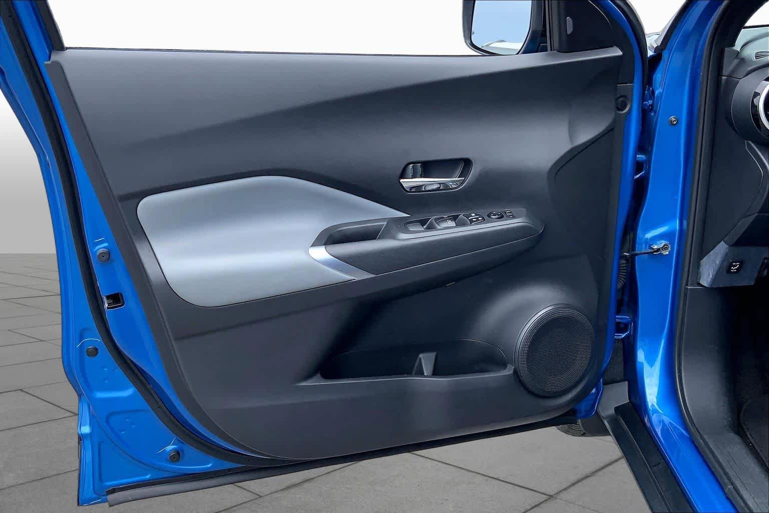 Used 2022 Nissan Kicks SR w/ Premium Package FWD image 21