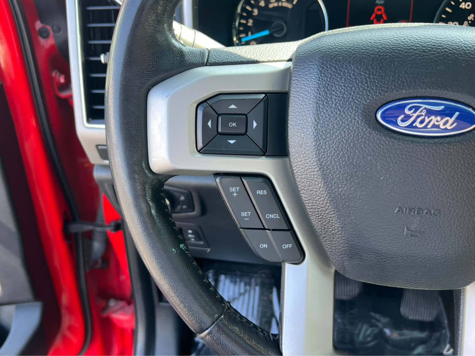 Certified 2018 Ford F150 Lariat AWD/4WD image 35