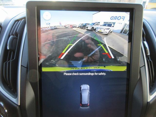 Certified 2022 Ford Edge SEL w/ Convenience Package AWD/4WD image 19