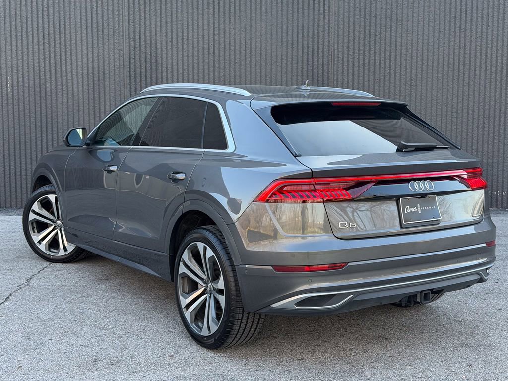 Used 2019 Audi Q8 Prestige w/ Towing Package image 5