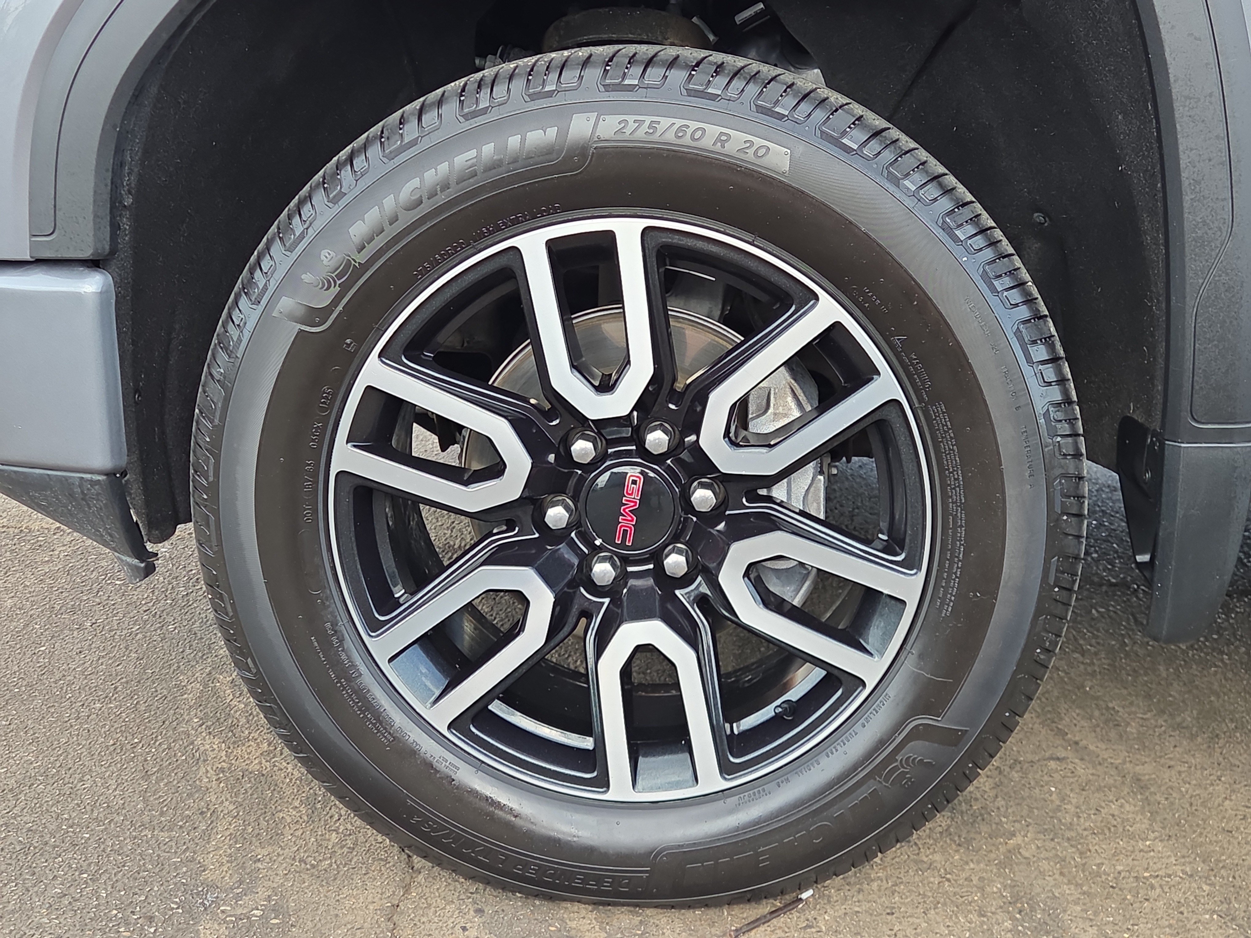 Used 2020 GMC Sierra 1500 AT4 w/ AT4 Premium Package AWD/4WD image 9