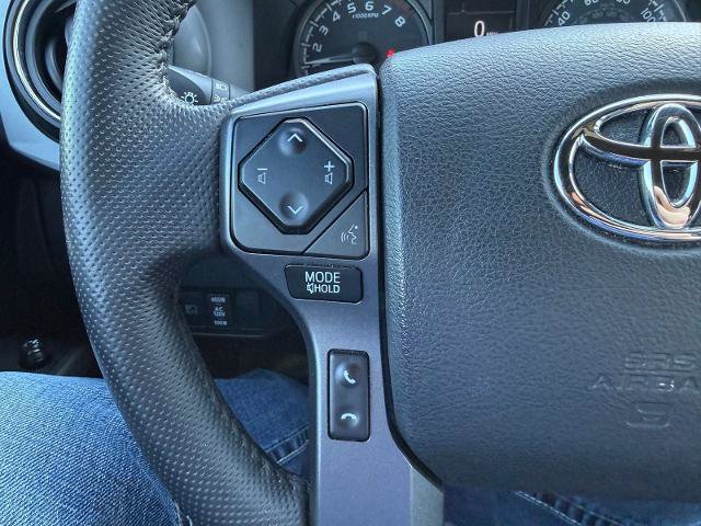 Used 2023 Toyota Tacoma TRD Off-Road w/ Technology Package AWD/4WD image 17
