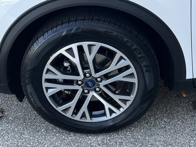 Certified 2022 Ford Escape SEL AWD/4WD image 10